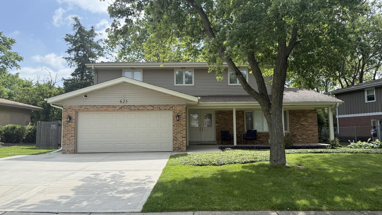 625 Sapling Ln., Deerfield, IL 60015