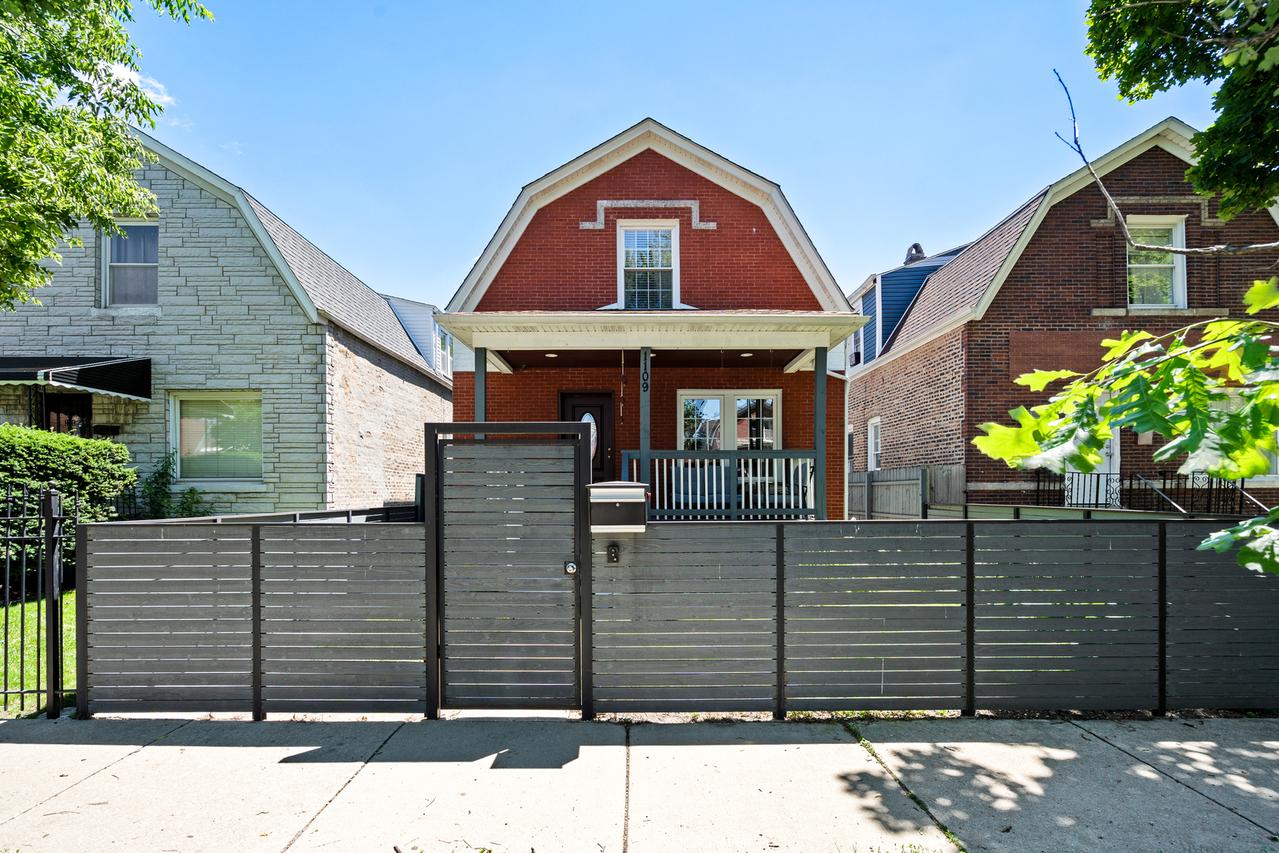 1109 N Karlov Ave., Chicago, IL 60651