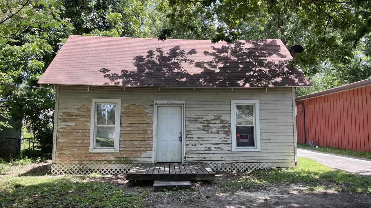 1608 North Ave., Metropolis, IL 62960