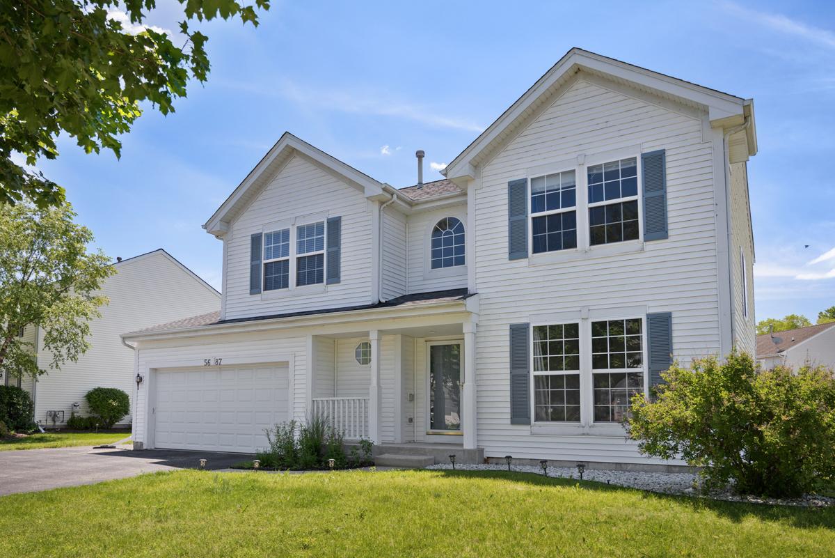 5687 Mckenzie Dr., Lake In The Hills, IL 60156