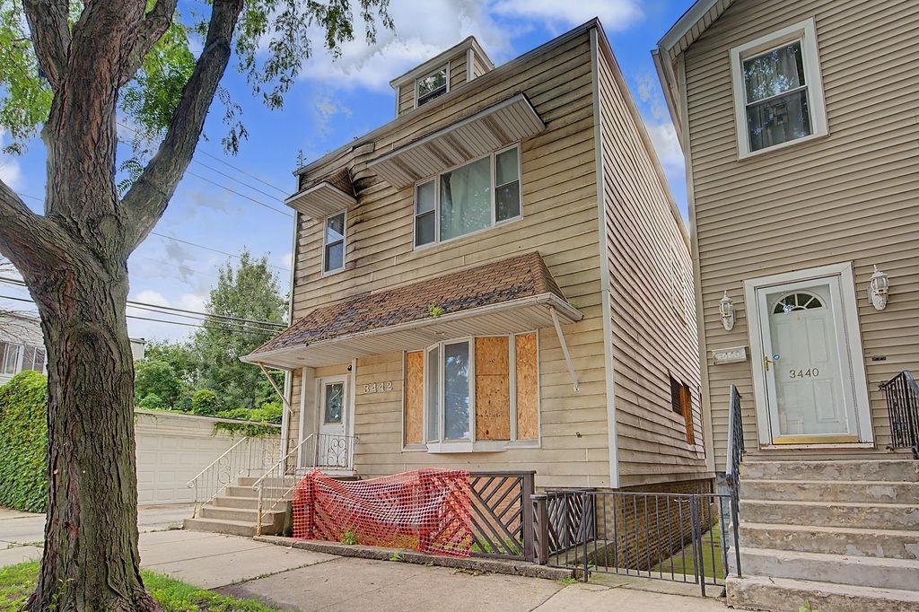 3442 S Lowe Ave., Chicago, IL 60616
