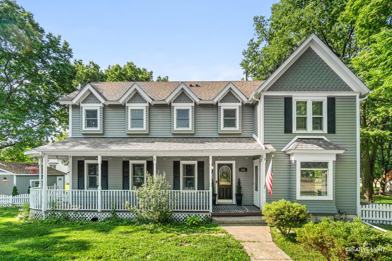 125 E Lasalle St., Somonauk, IL 60552