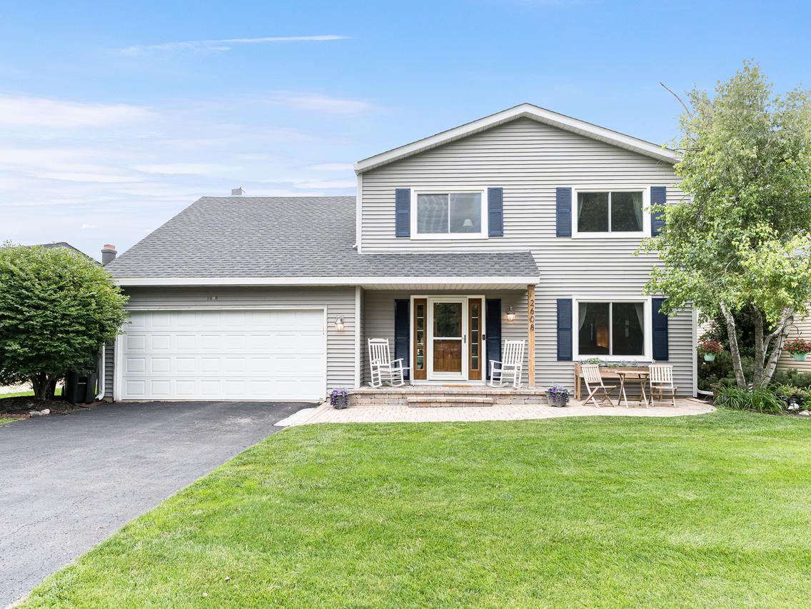 2608 Gateshead Dr., Naperville, IL 60564