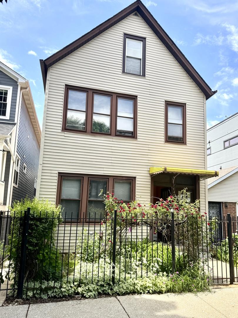 1748 N Artesian Ave., Chicago, IL 60647
