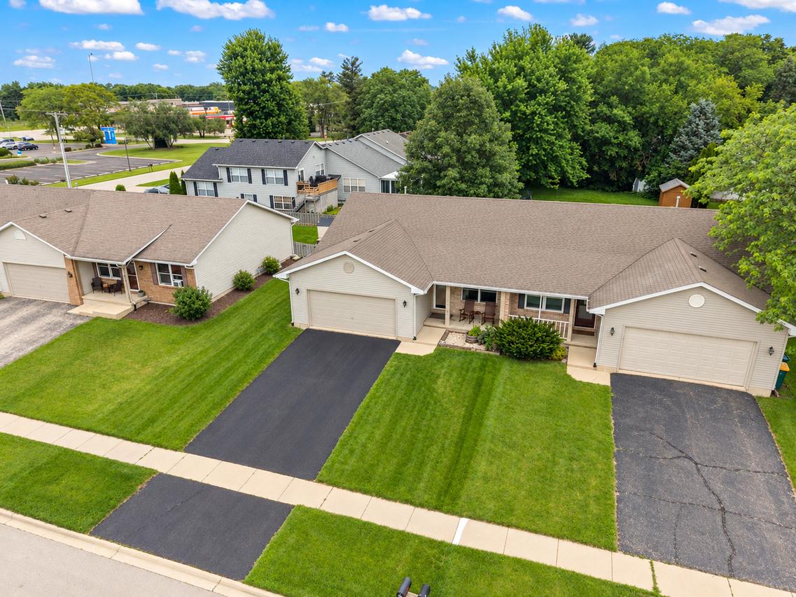 205 Suzy Ct., Plano, IL 60545