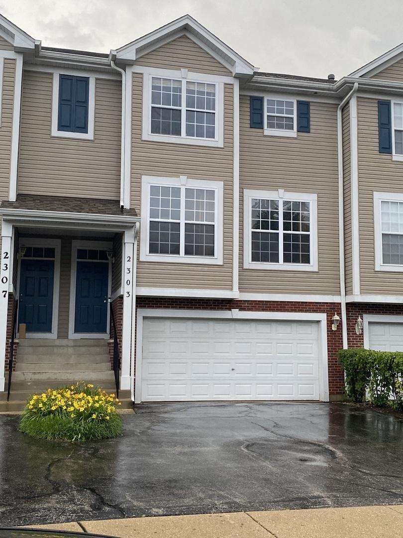 2303 Hudson Cir., Aurora, IL 60502