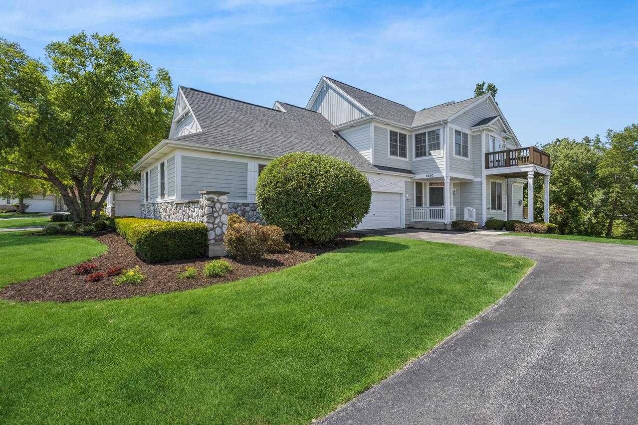 8650 Saddlebred Ct., Frankfort, IL 60423