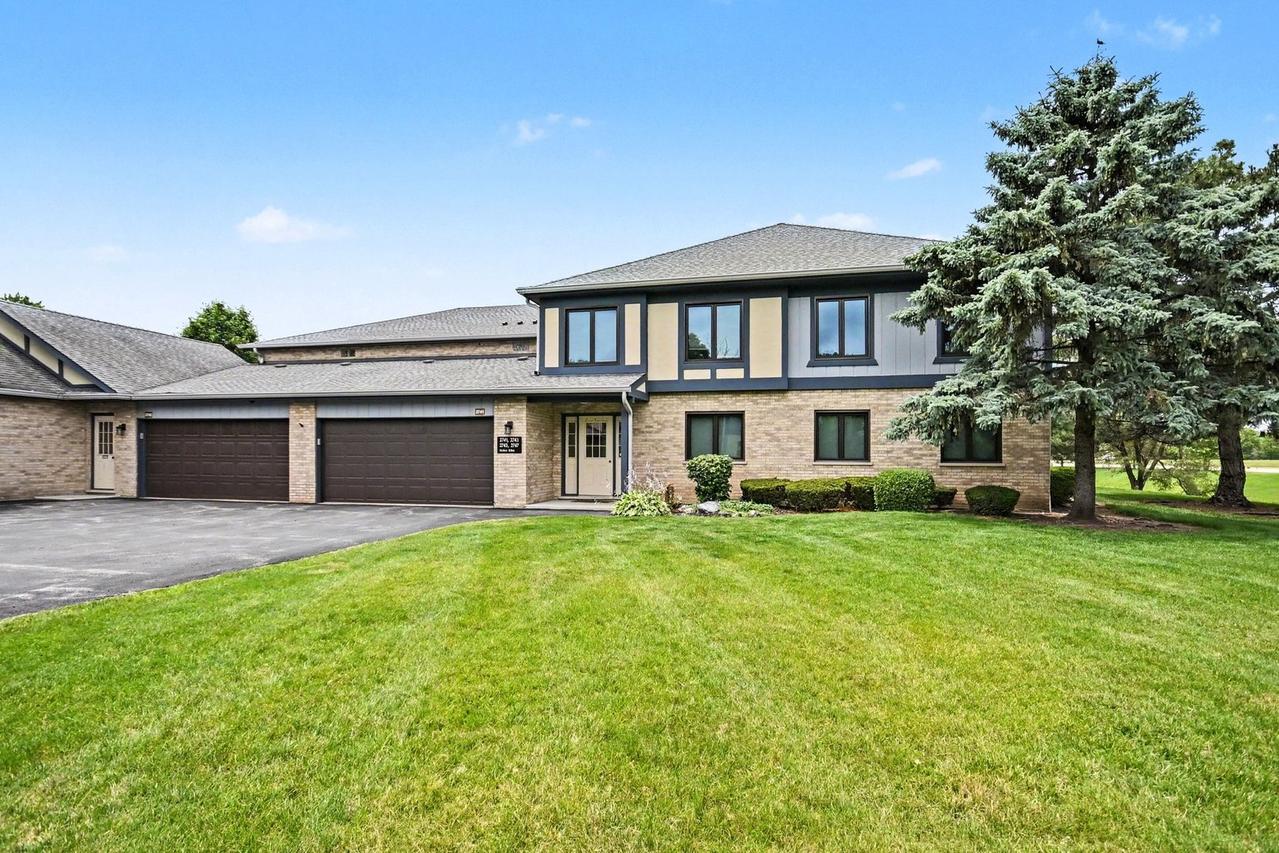 2743 Harbor Dr., Joliet, IL 60431