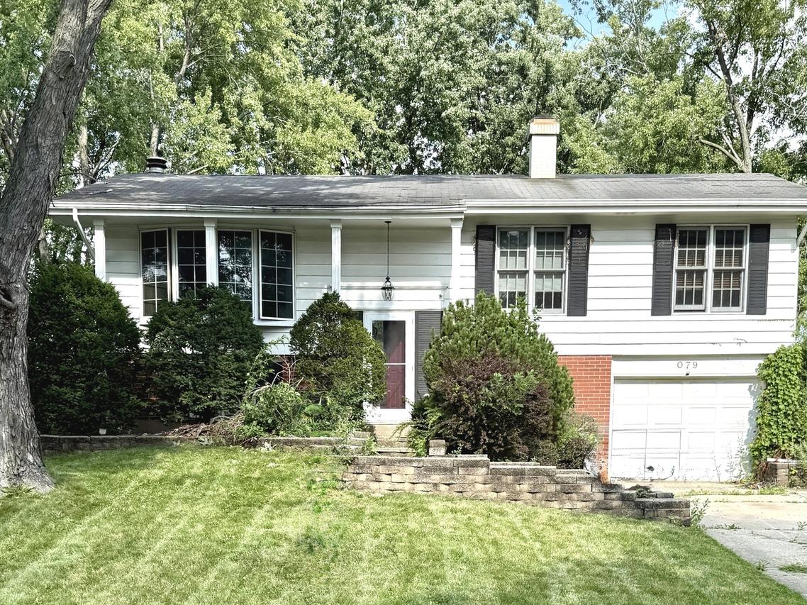 2S079 Glen Ave., Lombard, IL 60148