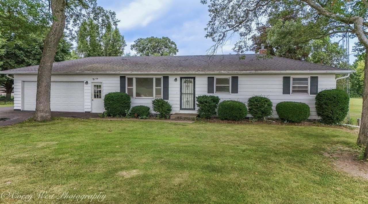 12799 Whipple Rd., Sycamore, IL 60178