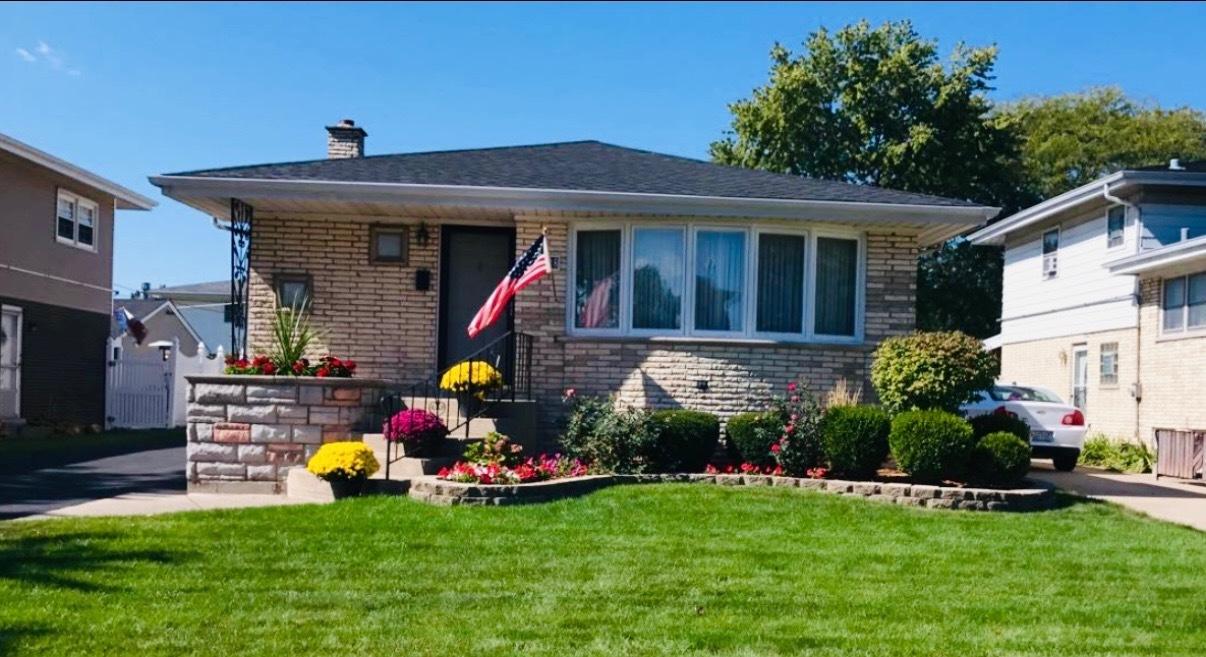 10828 S Kilbourn Ave., Oak Lawn, IL 60453