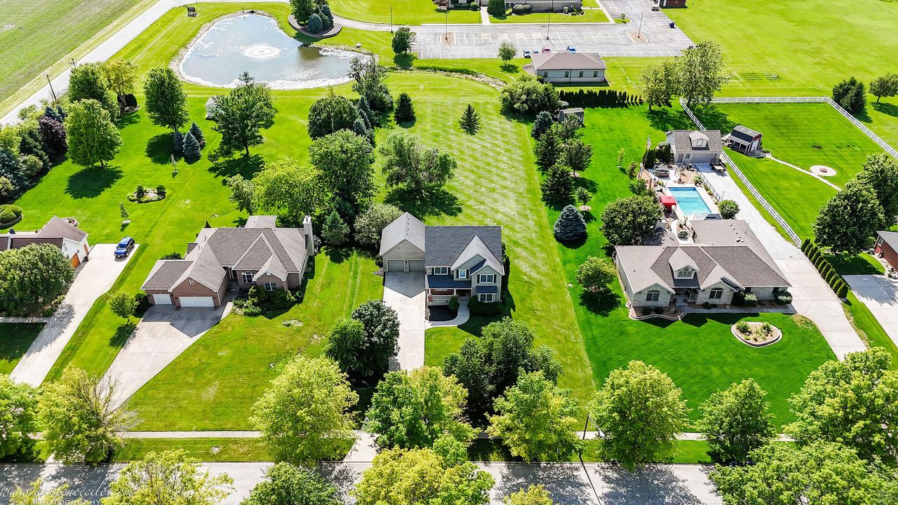 5066 N Pin Oak Turn Dr., Bourbonnais, IL 60914