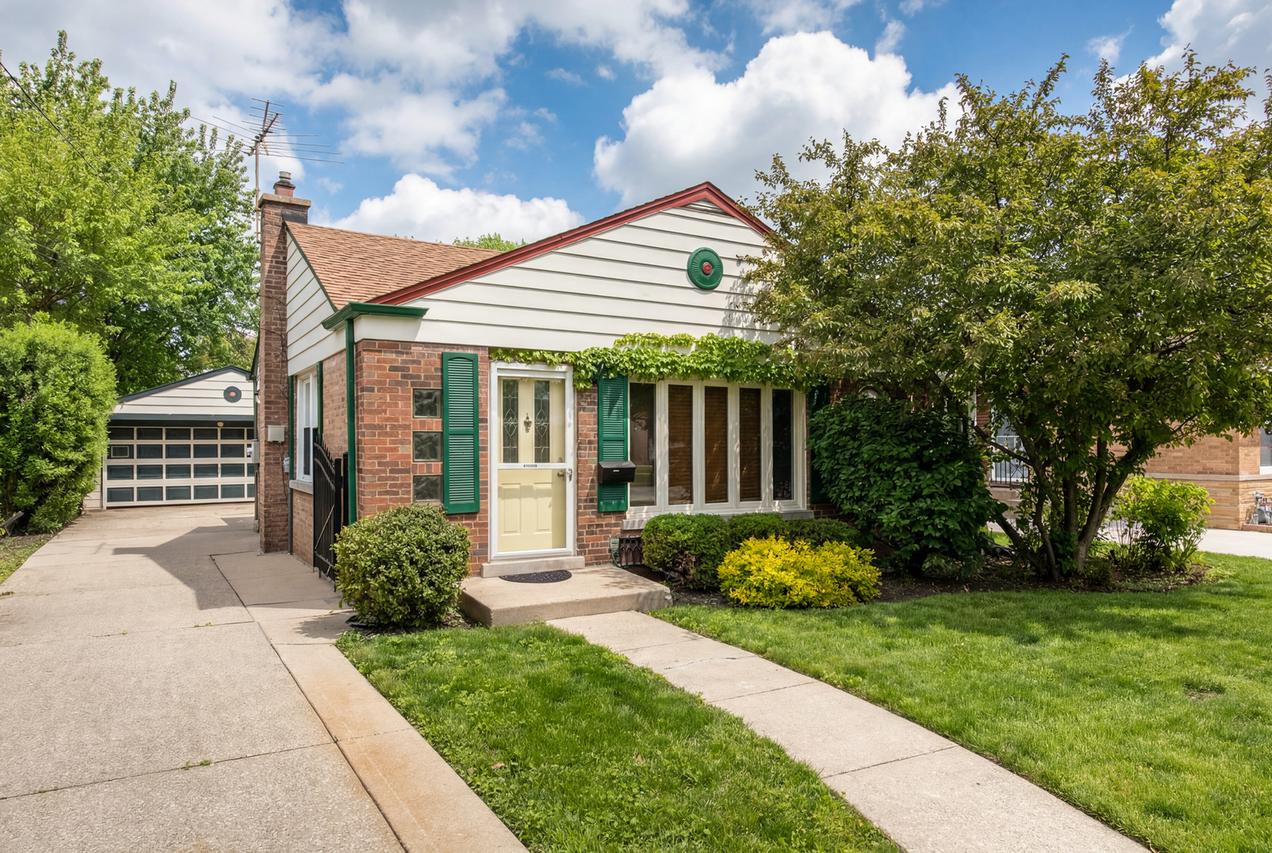 7214 N Olcott Ave., Chicago, IL 60631