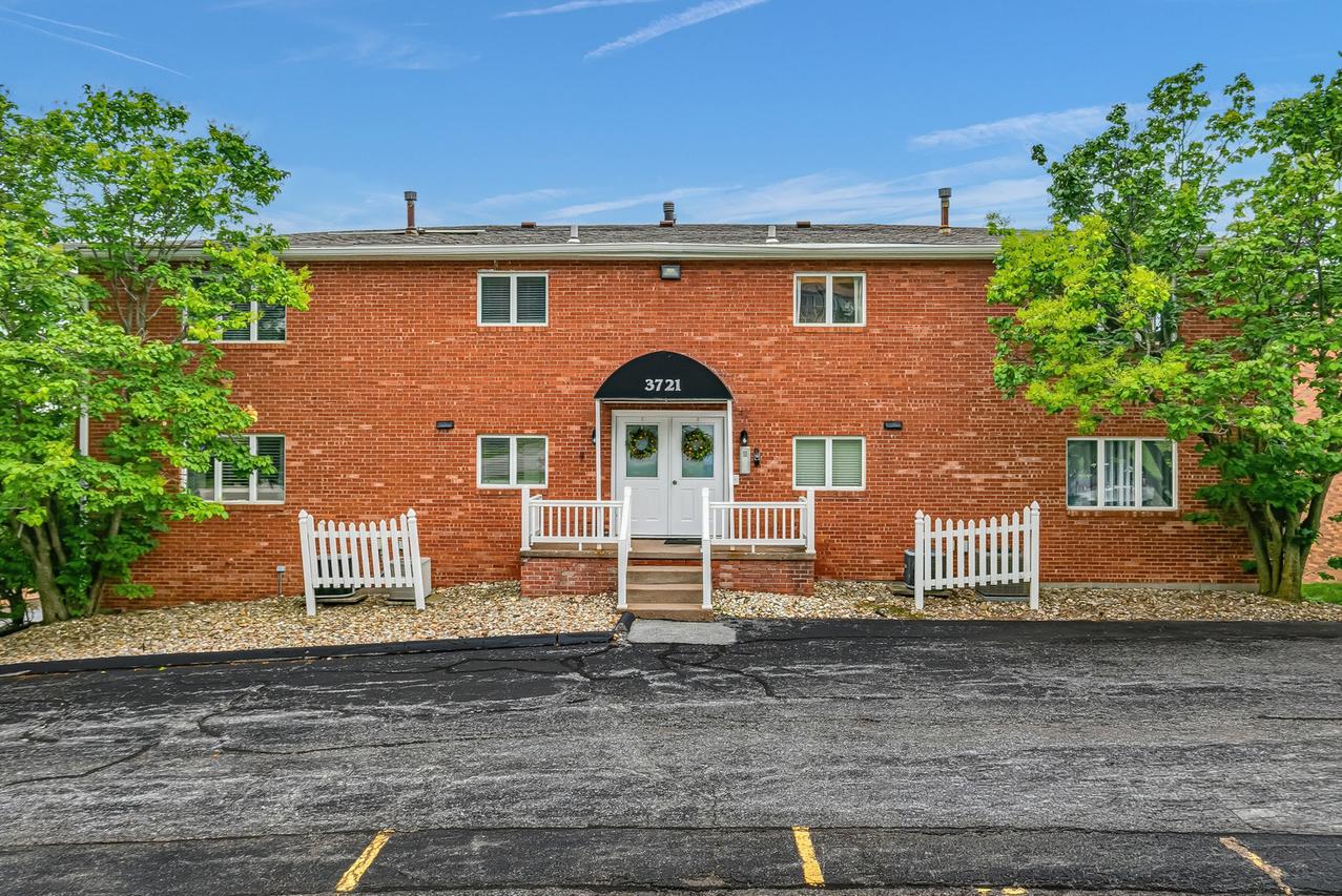 3721 35th St. #4, Moline, IL 61265