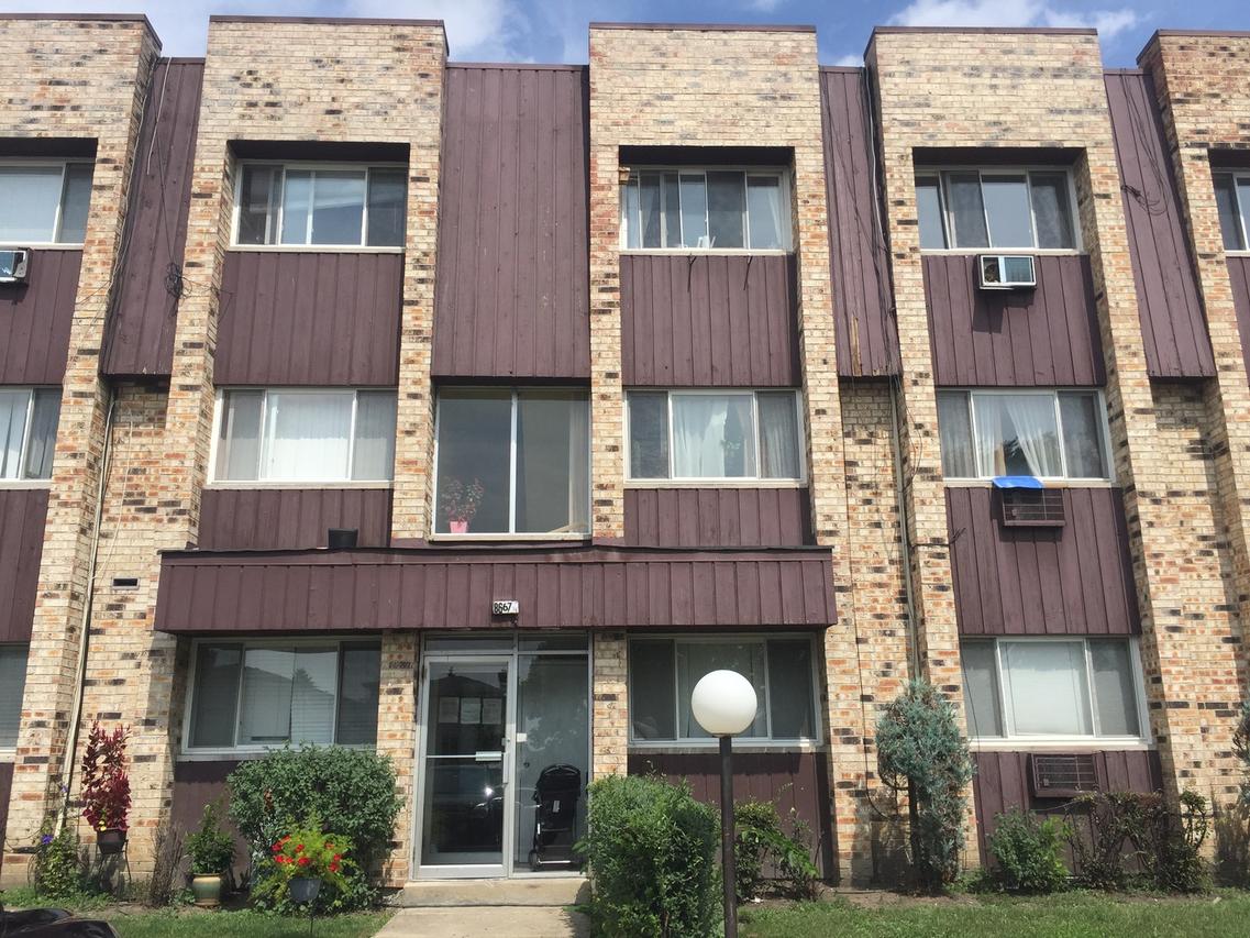 8667 1/2 W Foster Ave. #1C, Chicago, IL 60656