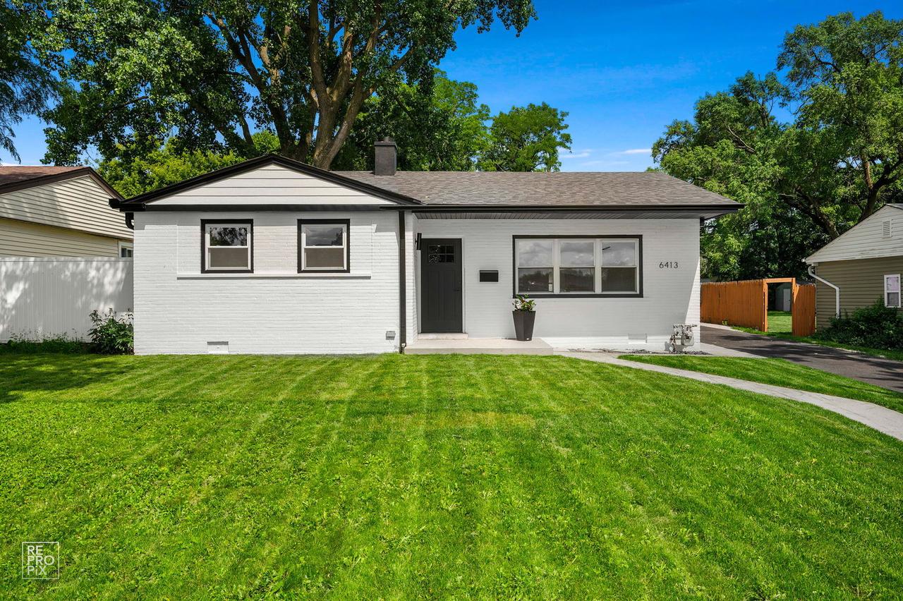 6413 Dunham Rd., Downers Grove, IL 60516