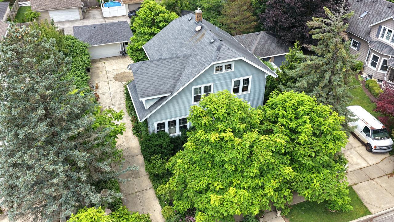 138 Hickory St., Frankfort, IL 60423