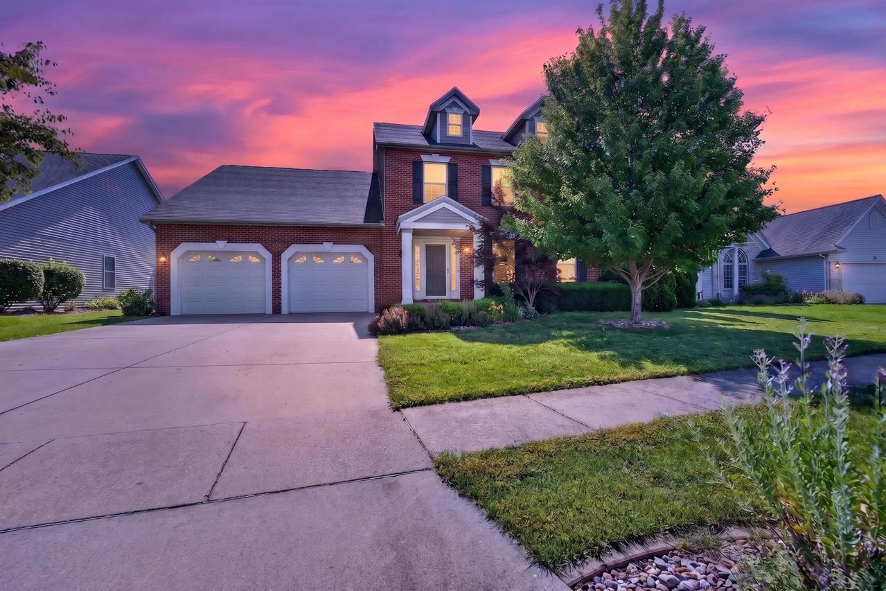 14 Rosewood Ct., Bloomington, IL 61704