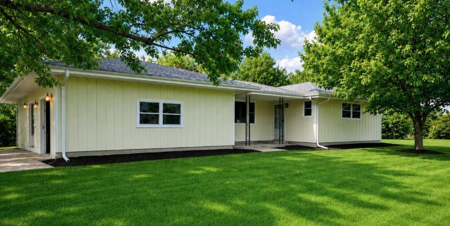 603 Kenneth St., Heyworth, IL 61745