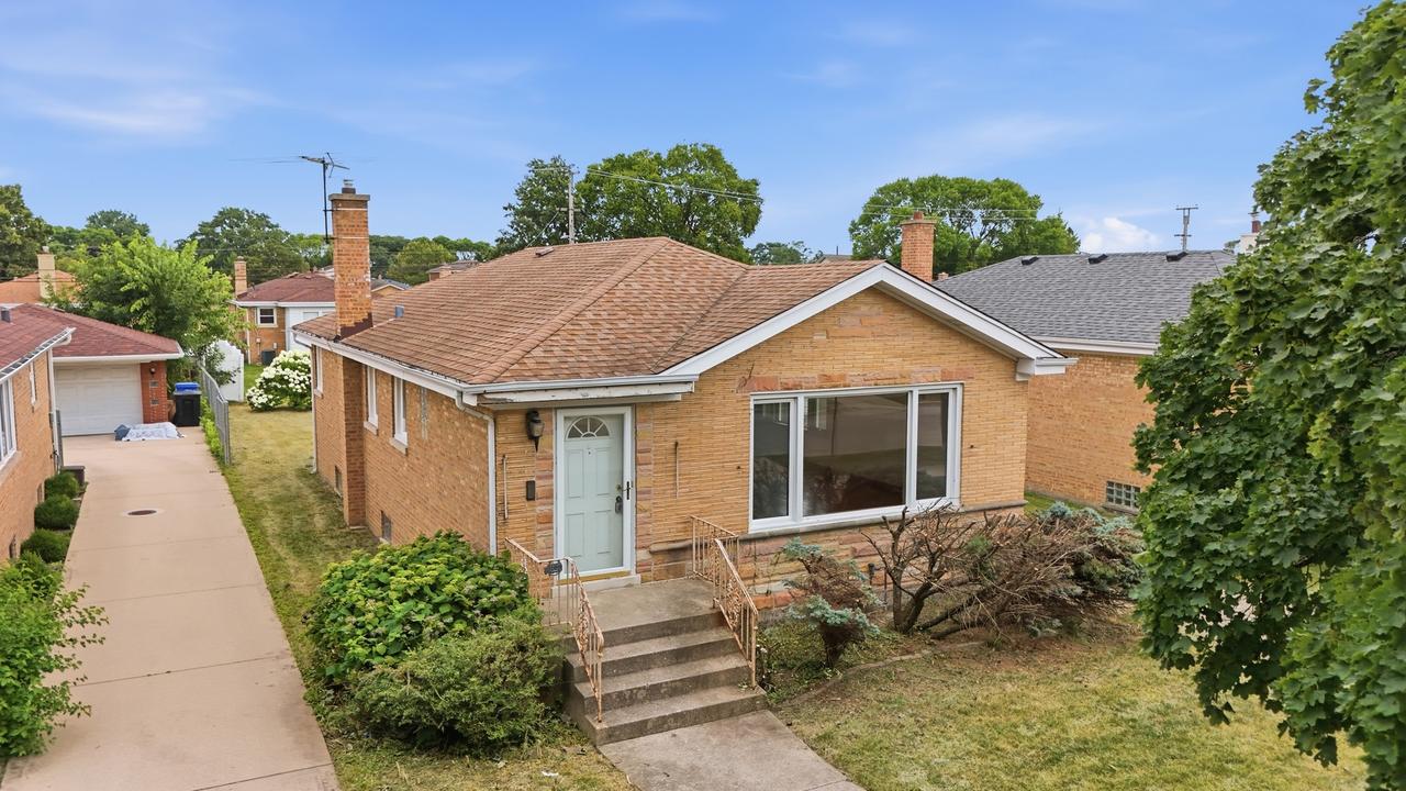 4847 N Sayre Ave., Chicago, IL 60656