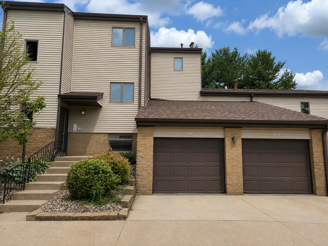 3139 4th St., Moline, IL 61265