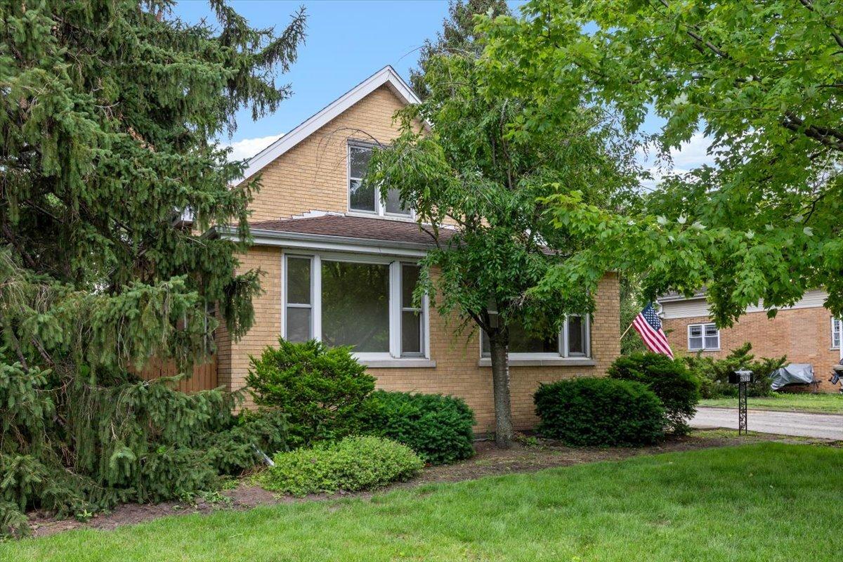 6317 Kirschoff St., Rosemont, IL 60018