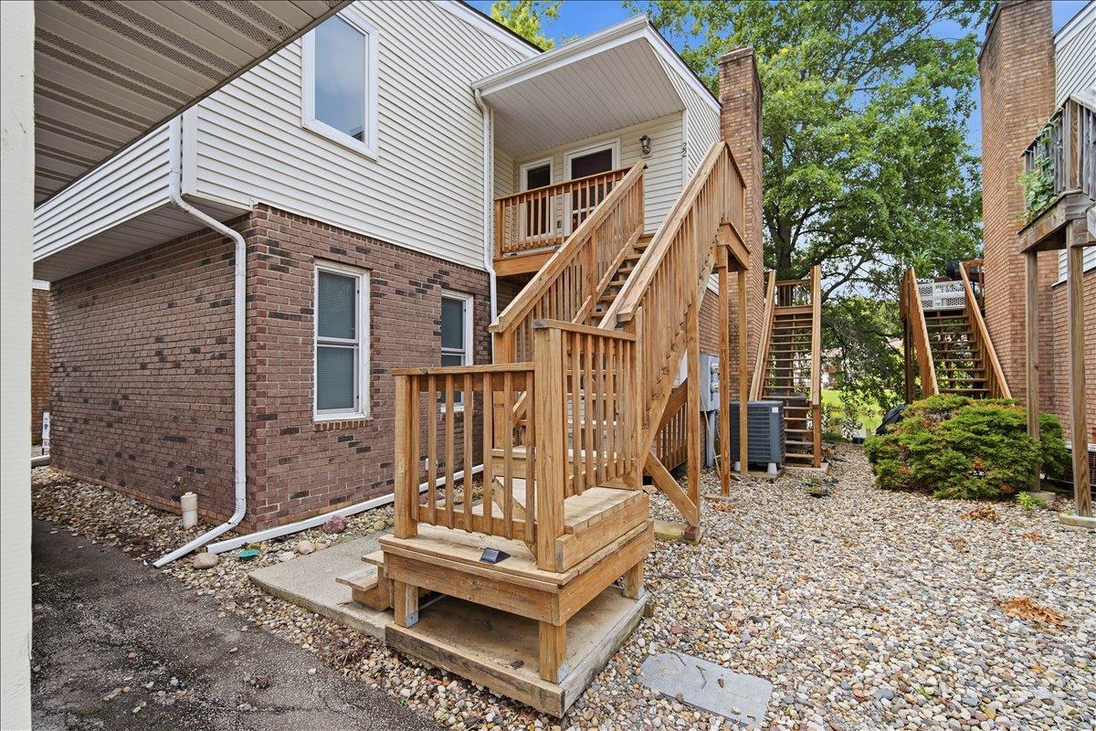 903 N Linden St. #22, Normal, IL 61761
