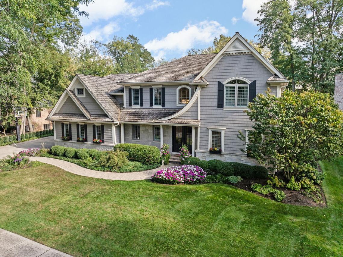 622 Innsbruck Ct., Libertyville, IL 60048