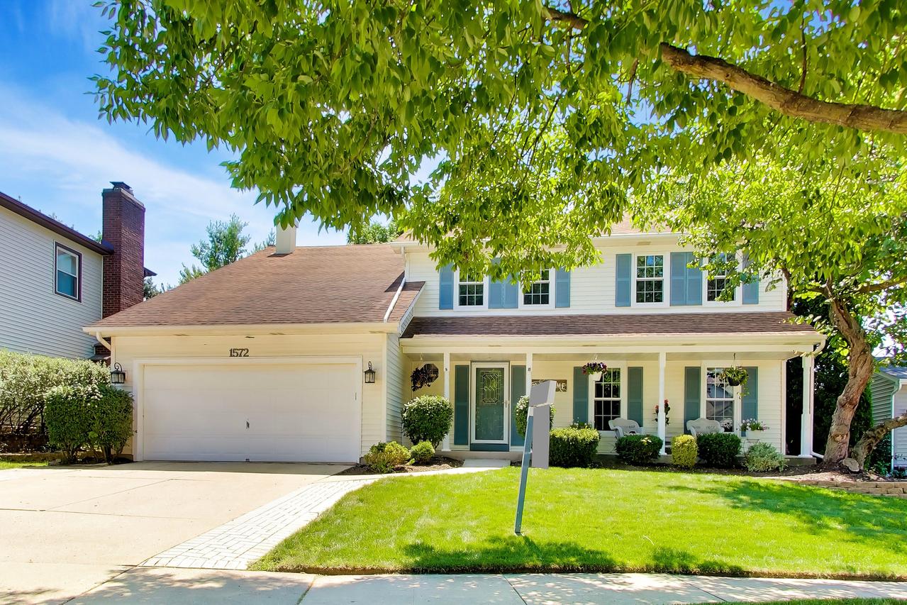 1572 Marquette Ave., Naperville, IL 60565