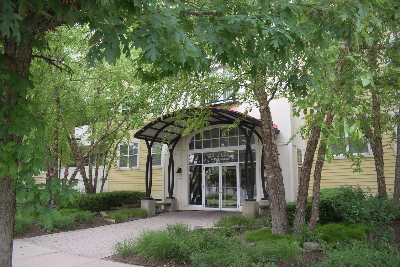 977 Harris Rd. #32, Grayslake, IL 60030