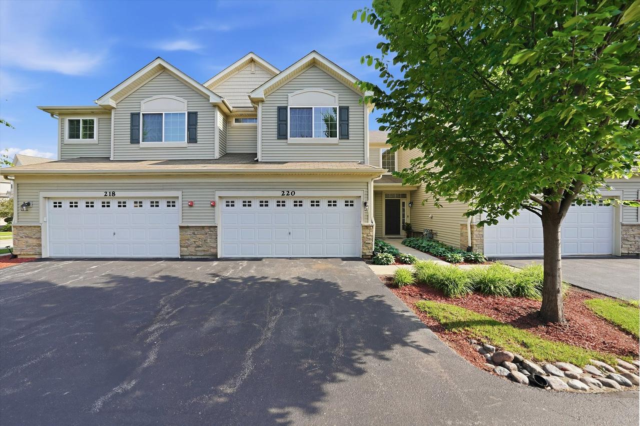 220 Owen St., Matteson, IL 60443