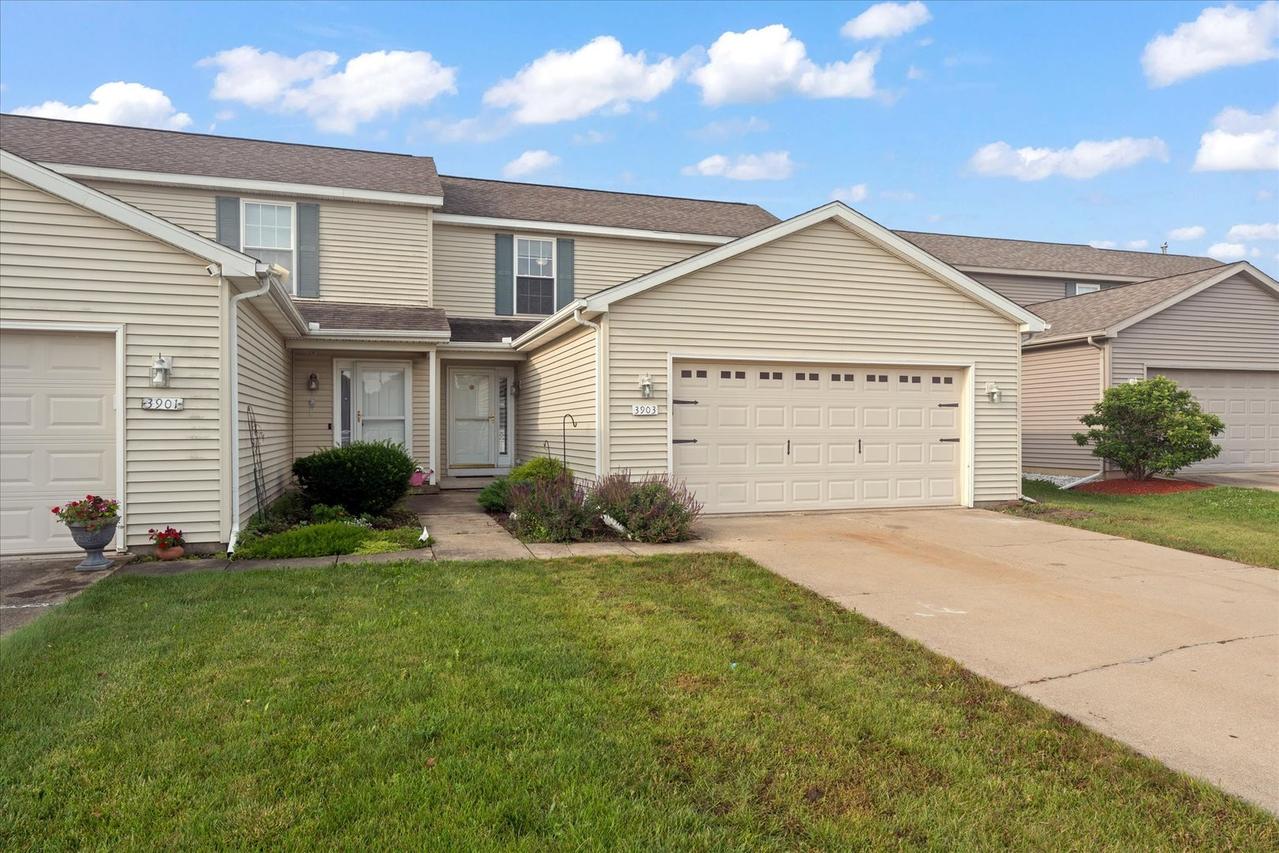 3903 Balmoral Dr., Champaign, IL 61822