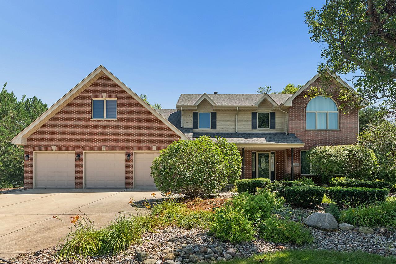 25619 S Bristol Ln., Monee, IL 60449