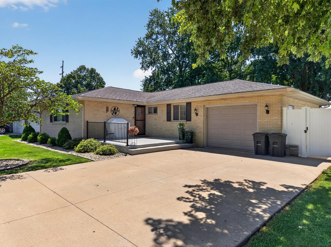 12 Marilla Park Rd., Streator, IL 61364