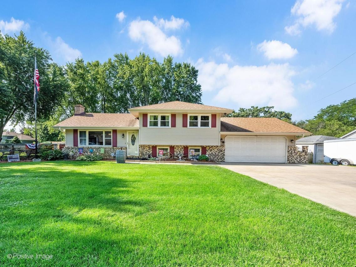 29W255 Lester St., West Chicago, IL 60185