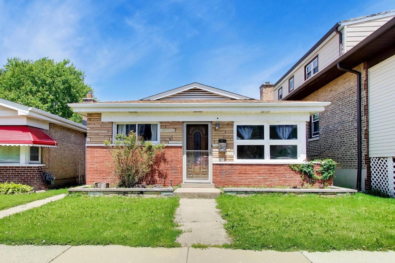 [Address Hidden by Seller], Berwyn, IL 60402