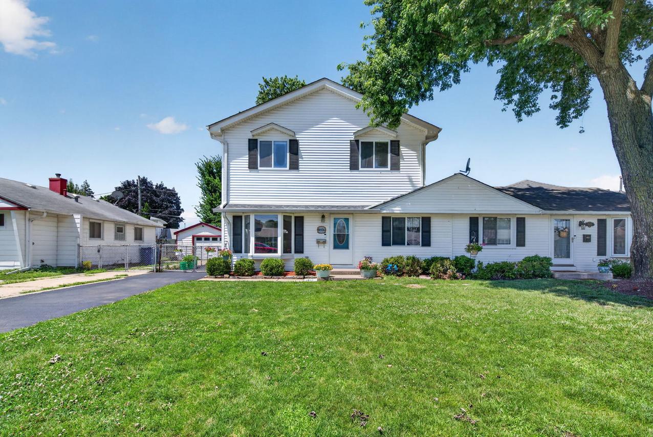 8856 S Komensky Ave., Hometown, IL 60456