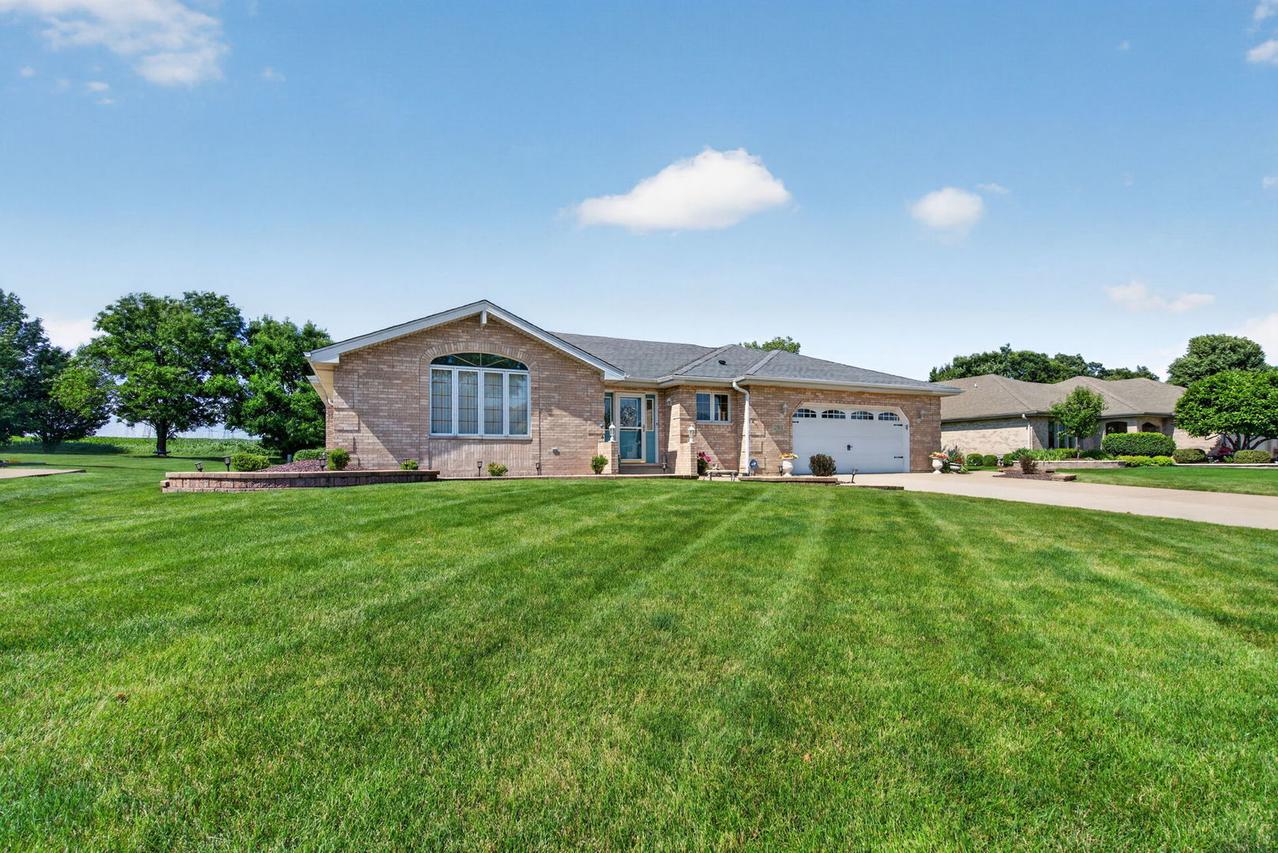 12902 W Beaver Lake Dr., Homer Glen, IL 60491