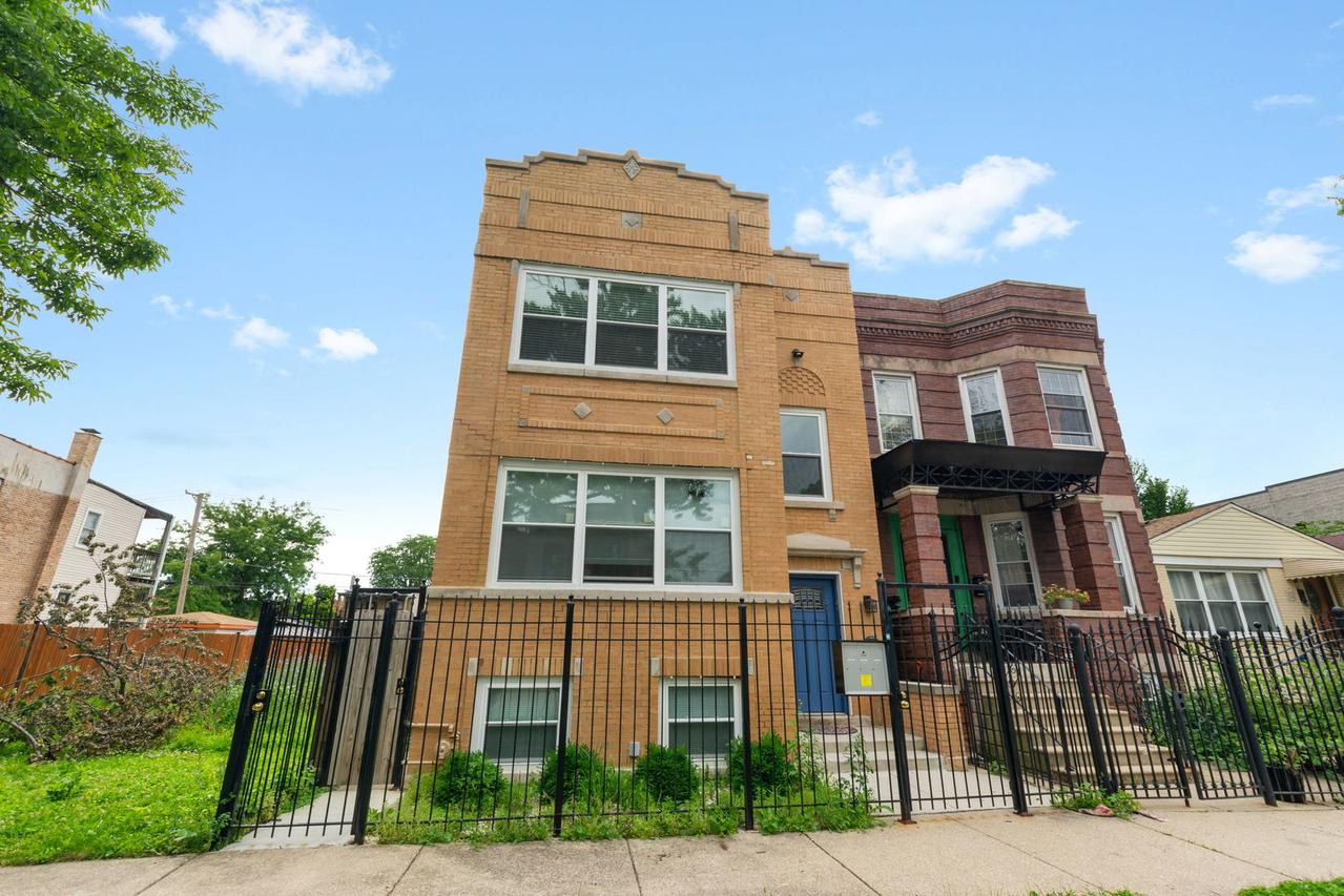 615 N Troy St., Chicago, IL 60612