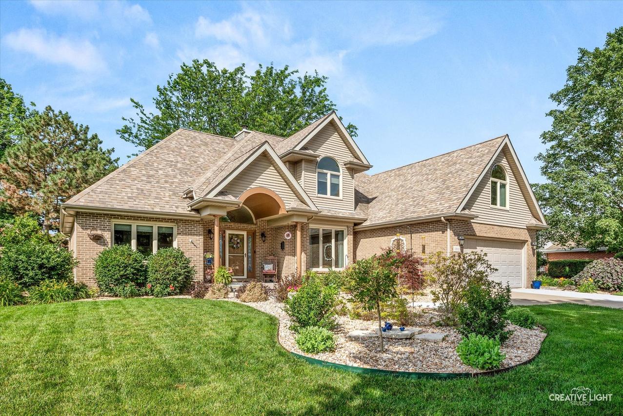 1011 Erins Glen Dr., Joliet, IL 60431
