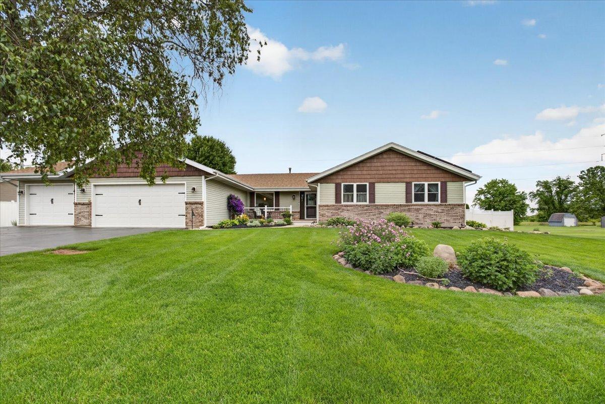 864 Campton Dr., Rockford, IL 61102