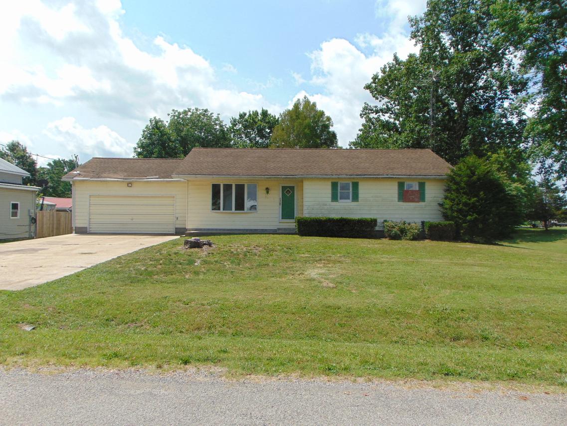 107 W Chestnut St., Campbell Hill, IL 62916