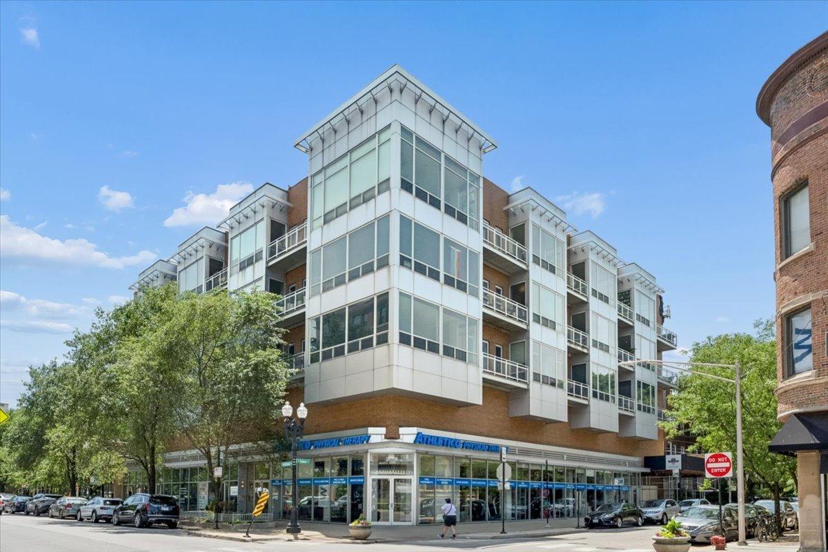 3920 N Sheridan Rd. #505, Chicago, IL 60613