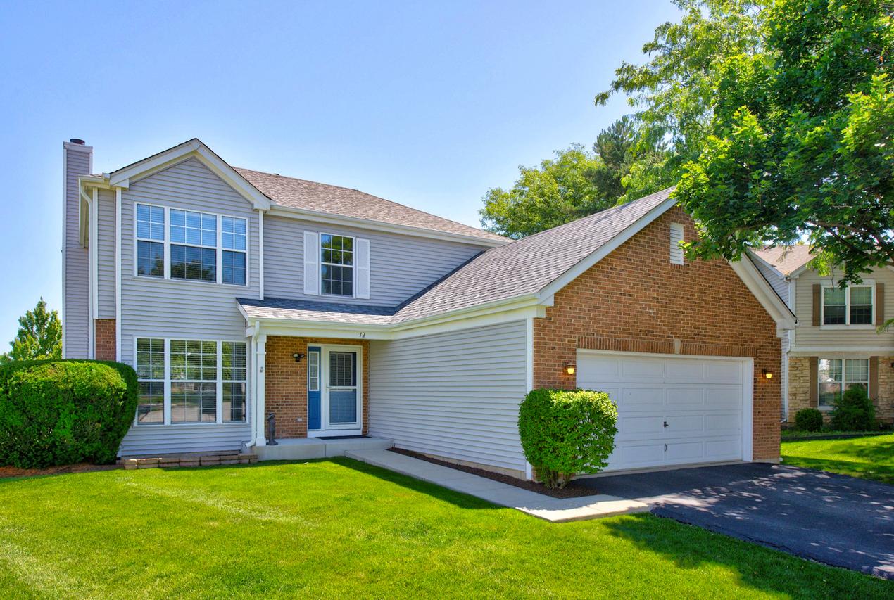 12 Foxglove Ct., Bolingbrook, IL 60440