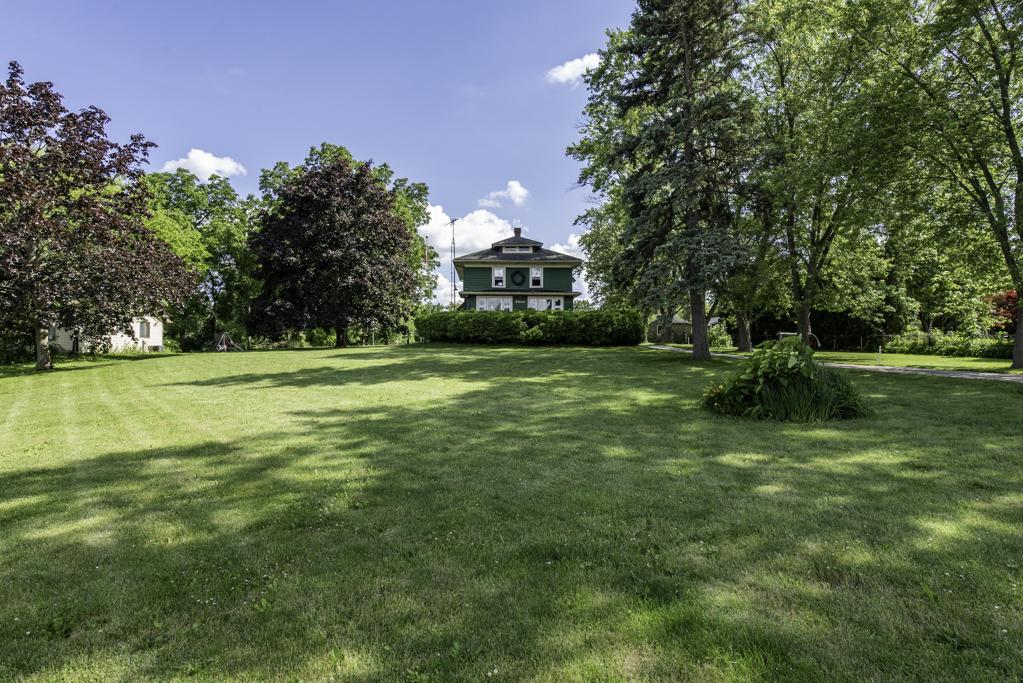 2823 27th St., Zion, IL 60099