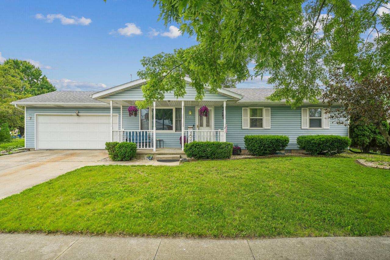1353 Georgetown Dr., Bourbonnais, IL 60914