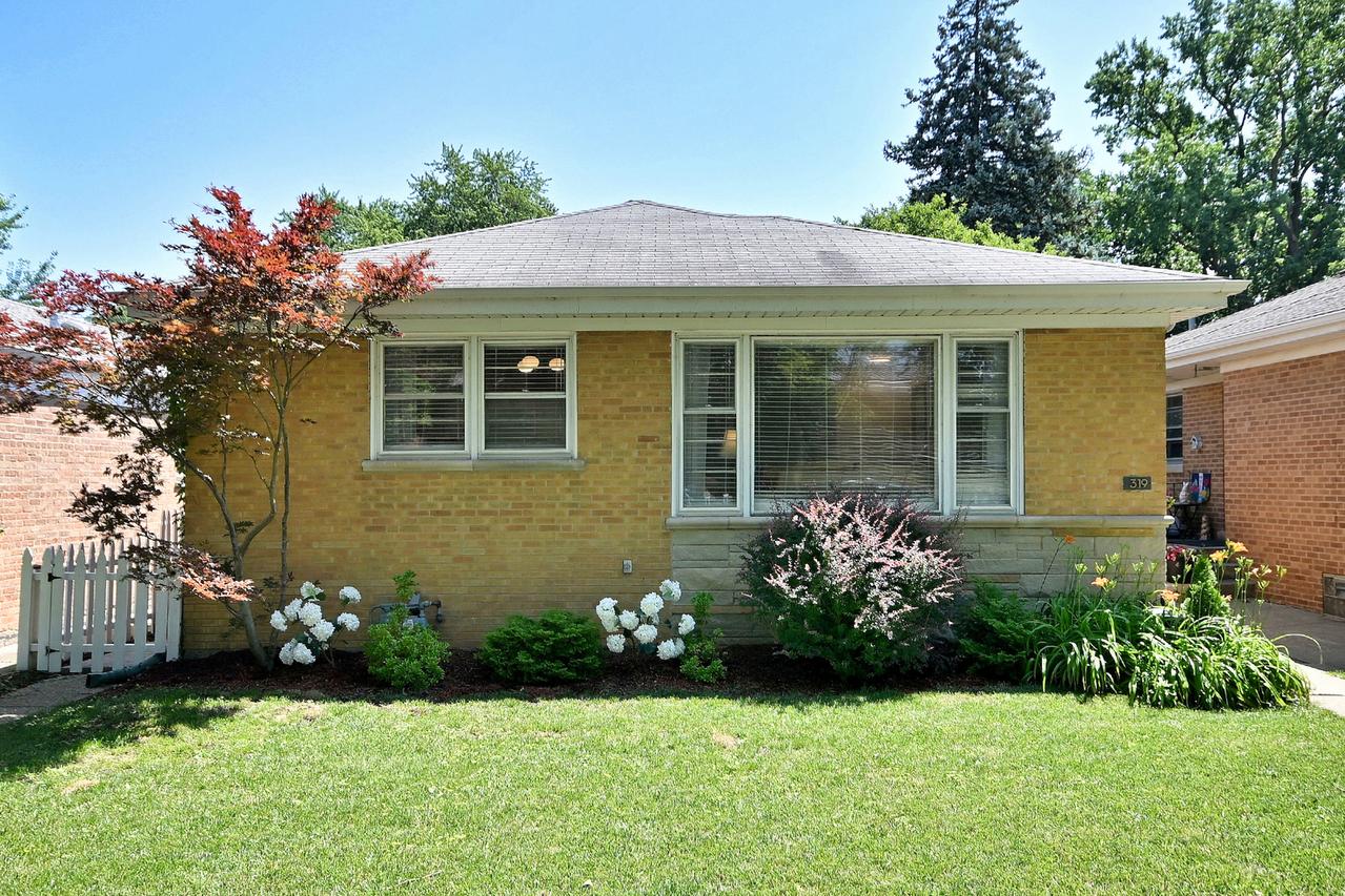 319 Dodge Ave., Evanston, IL 60202