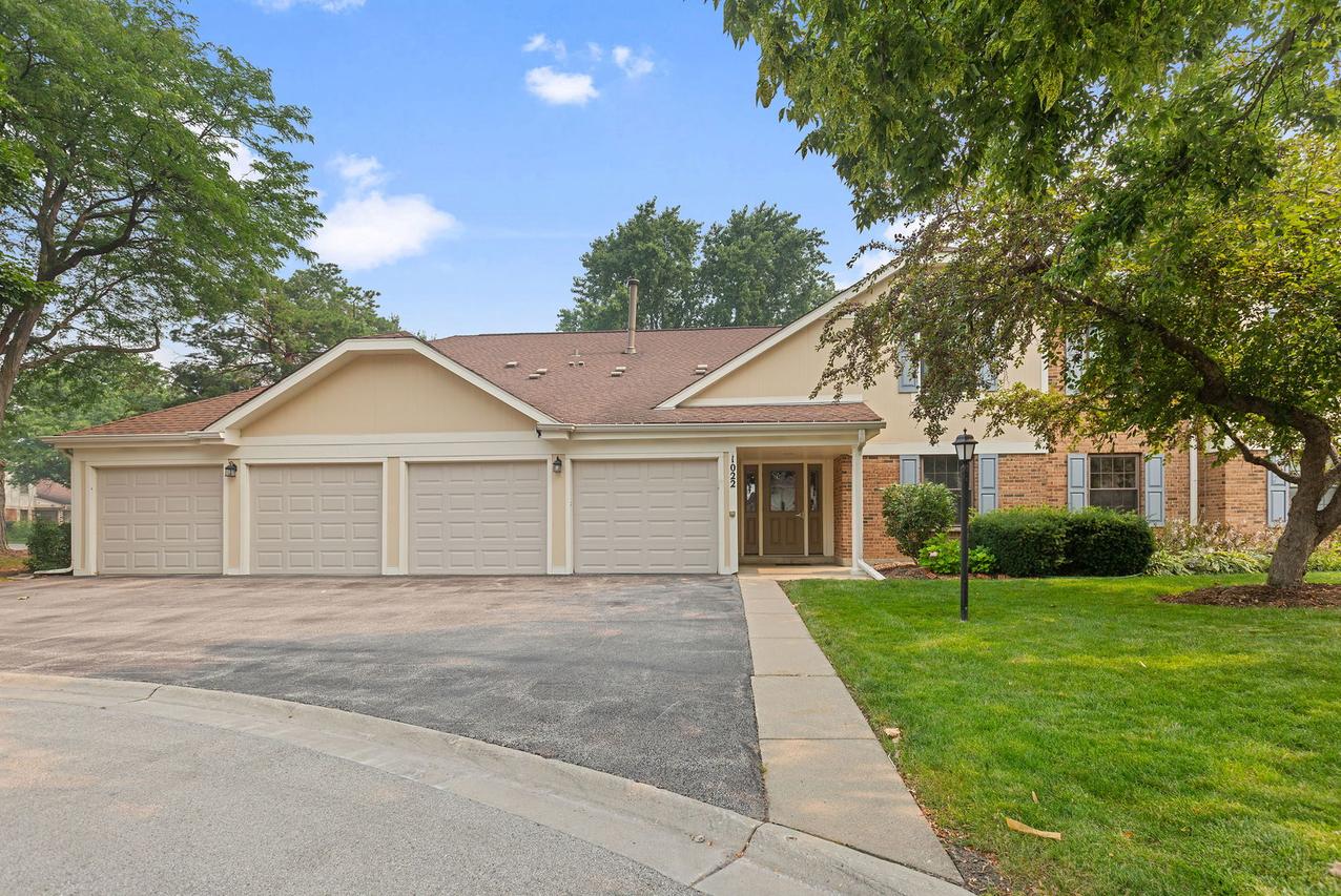 1022 Thorndale Ct. #A2, Wheeling, IL 60090