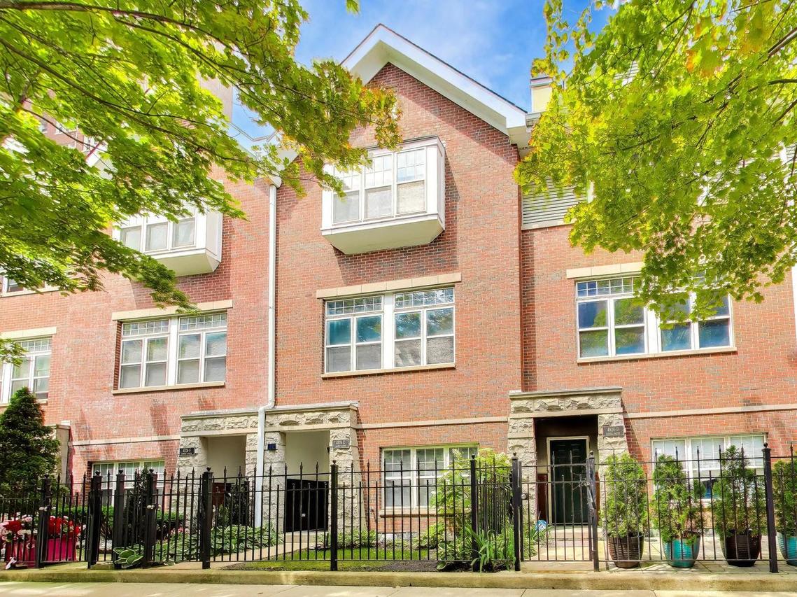4926 S Cornell Ave. #E, Chicago, IL 60615