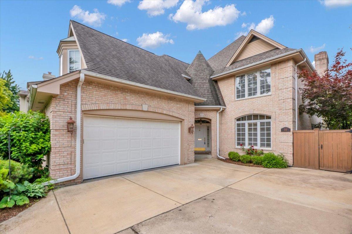 310 N County Line Rd., Hinsdale, IL 60521